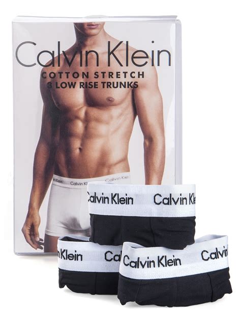 Calvin Klein boxers offer